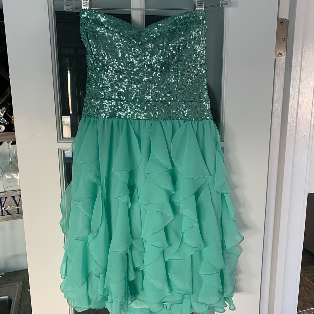 Prom/cocktail dress